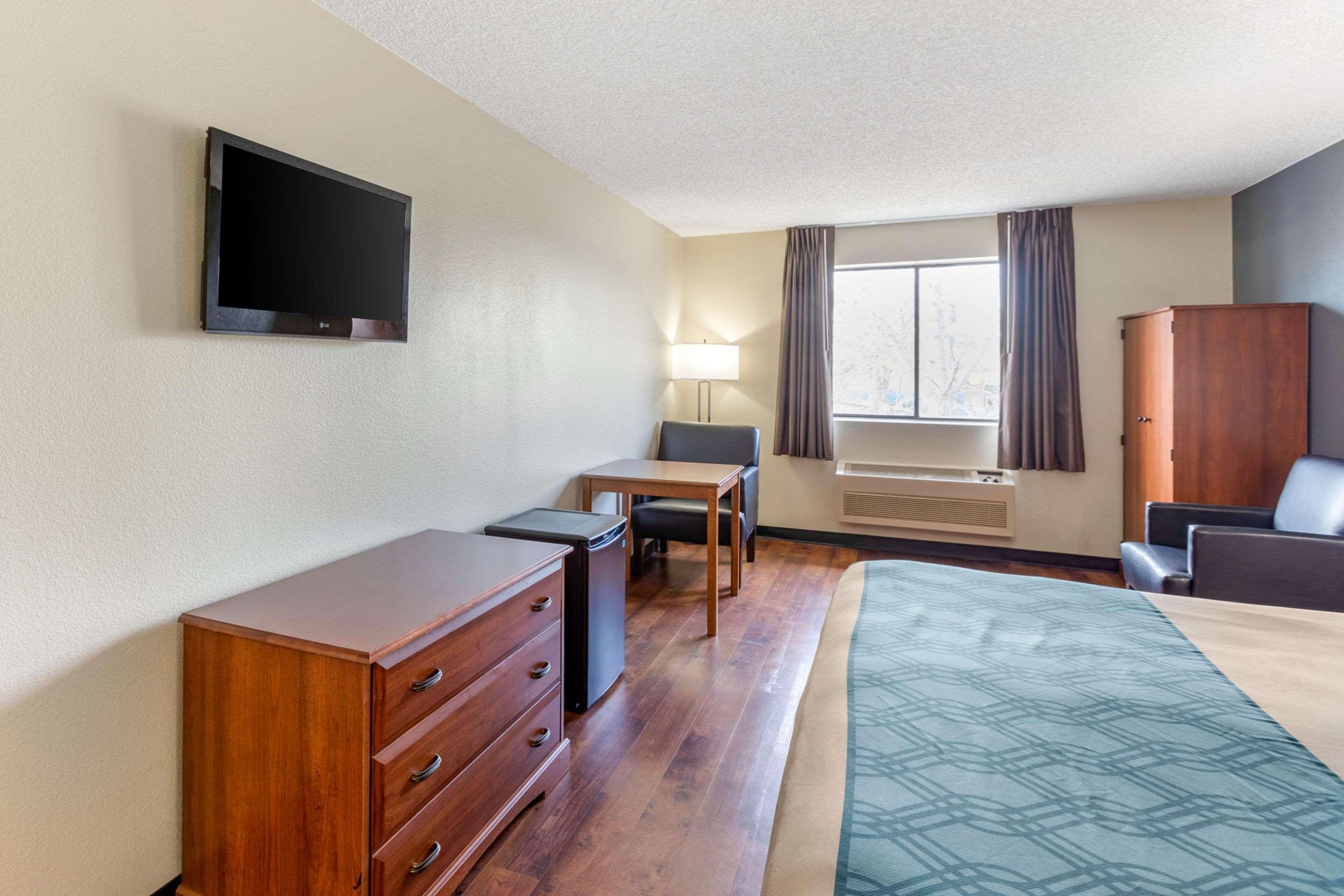 Econo Lodge Firestone Buitenkant foto