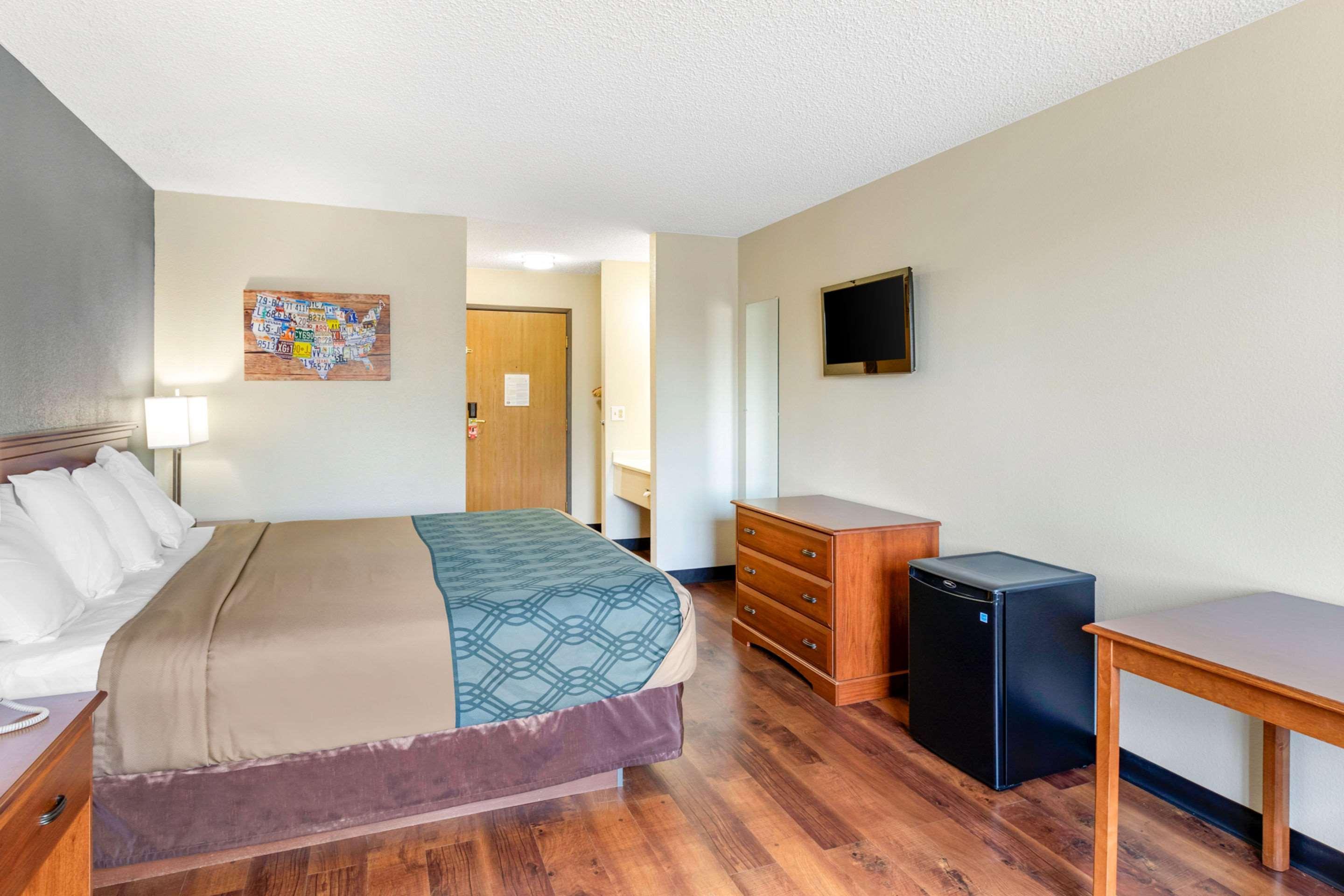 Econo Lodge Firestone Buitenkant foto