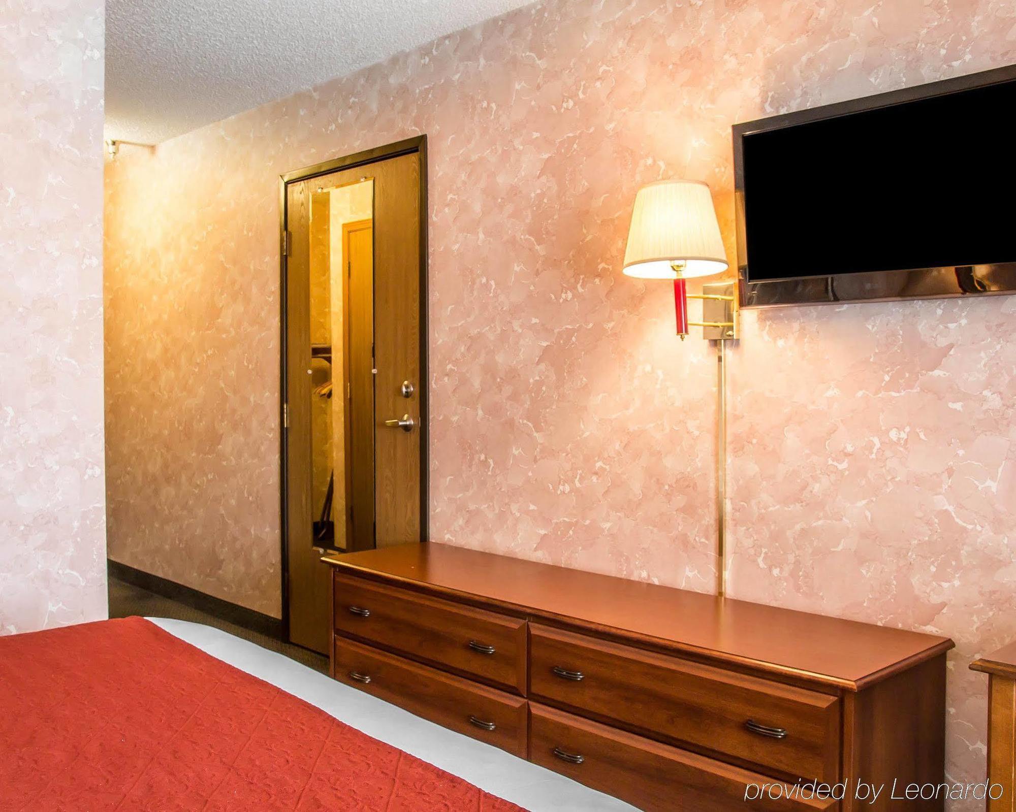 Econo Lodge Firestone Buitenkant foto