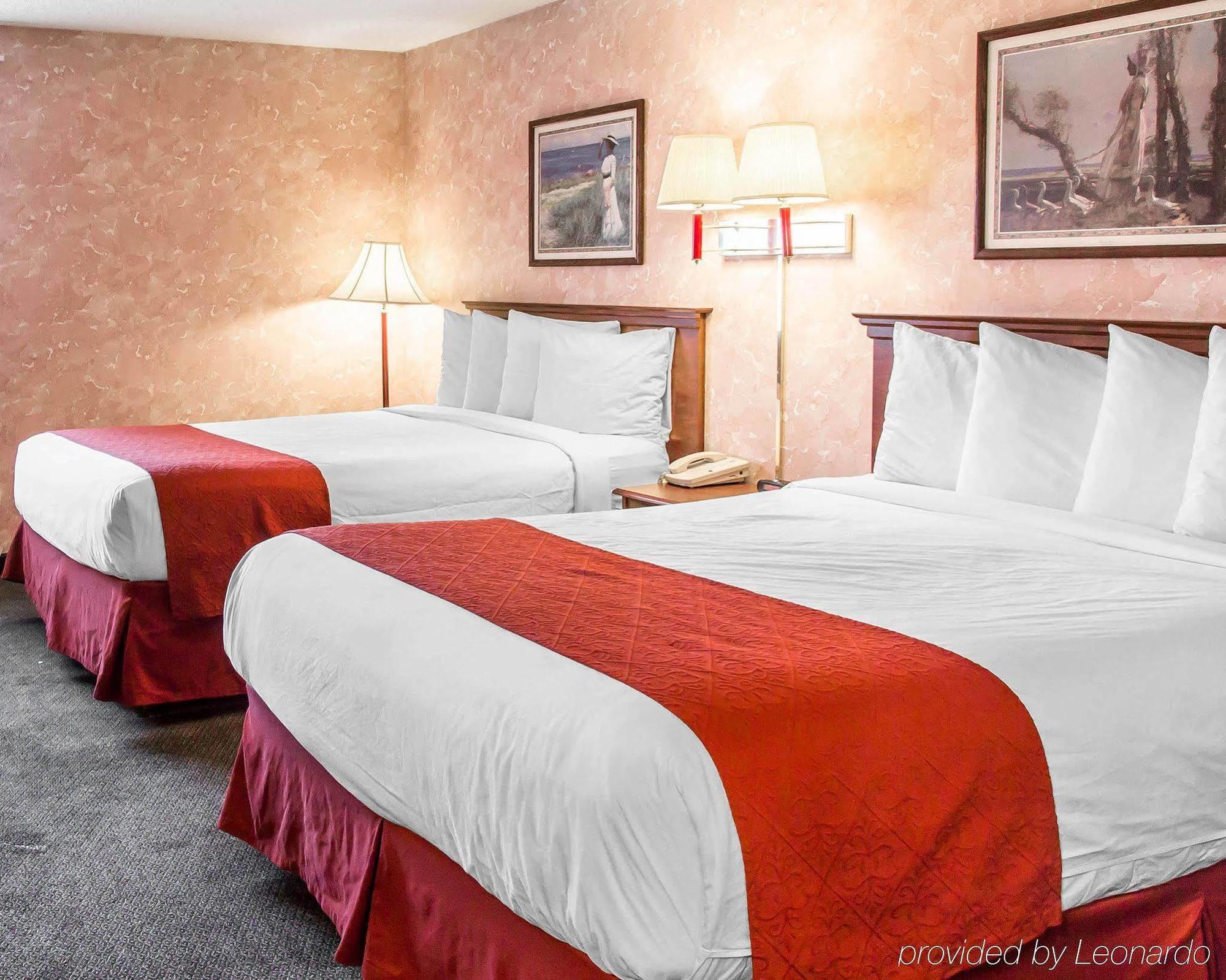 Econo Lodge Firestone Buitenkant foto